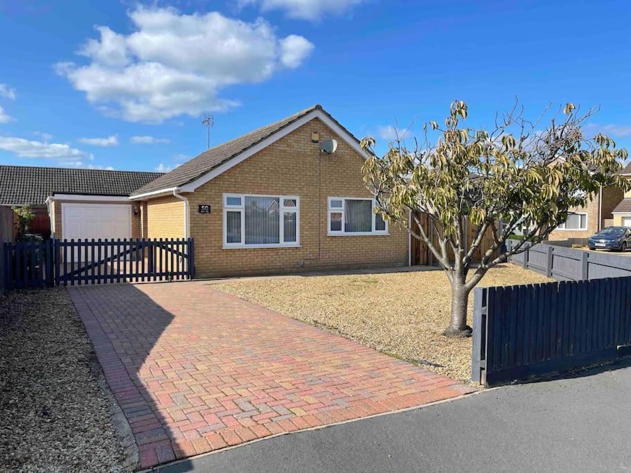 Lodge In The Heart Of Bourne Thurlby Esterno foto