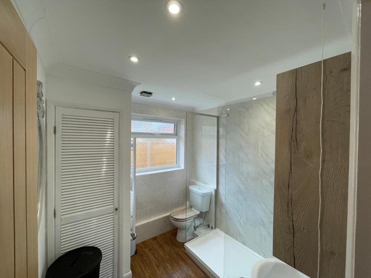 Lodge In The Heart Of Bourne Thurlby Esterno foto